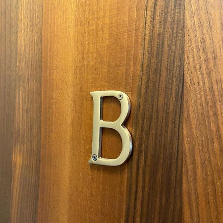 Hlux Oi Affiₜₜacaₘere Hotel Piacenza Bagian luar foto