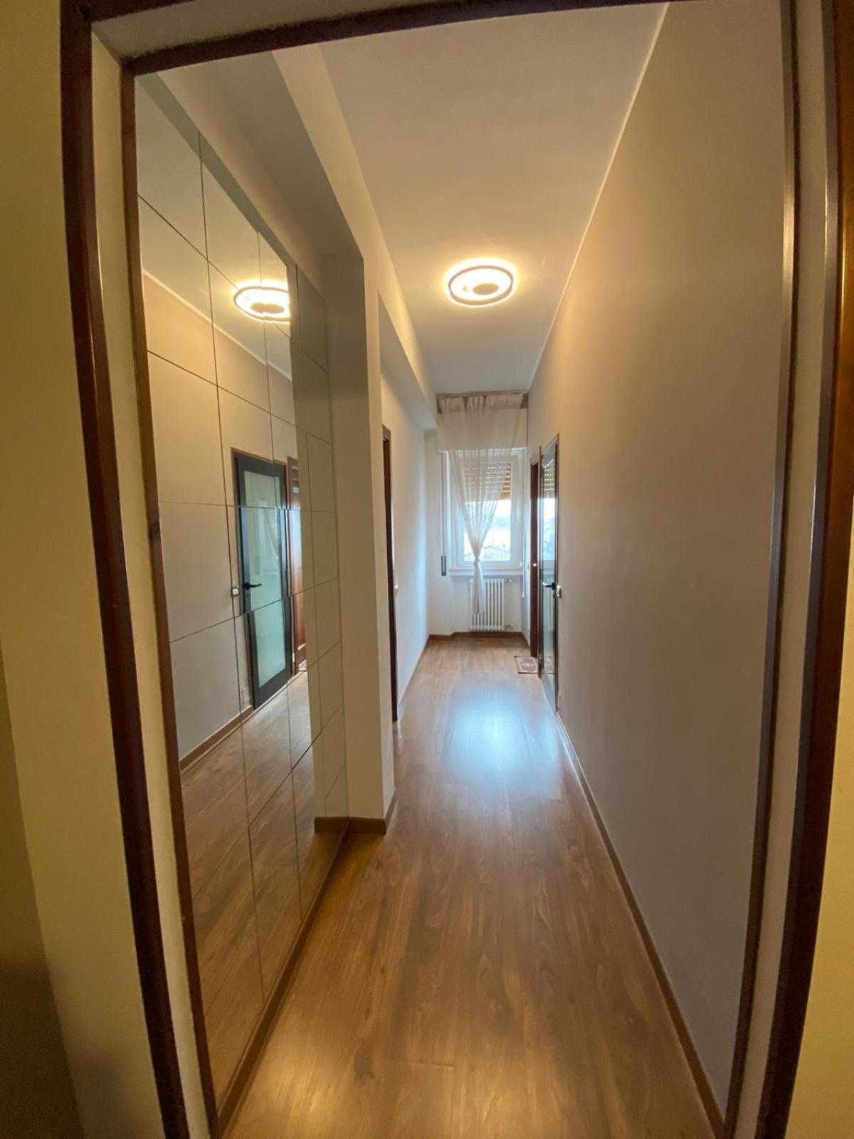 Hlux Oi Affiₜₜacaₘere Hotel Piacenza Bagian luar foto